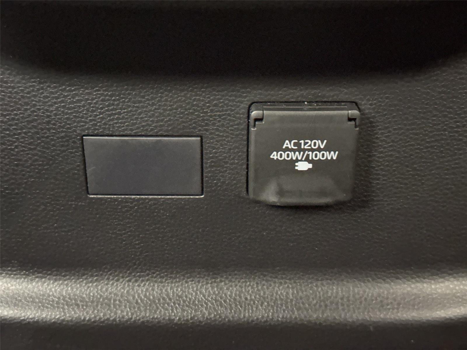 Used 2023 Midnight Black Metallic Toyota SR5 image 36