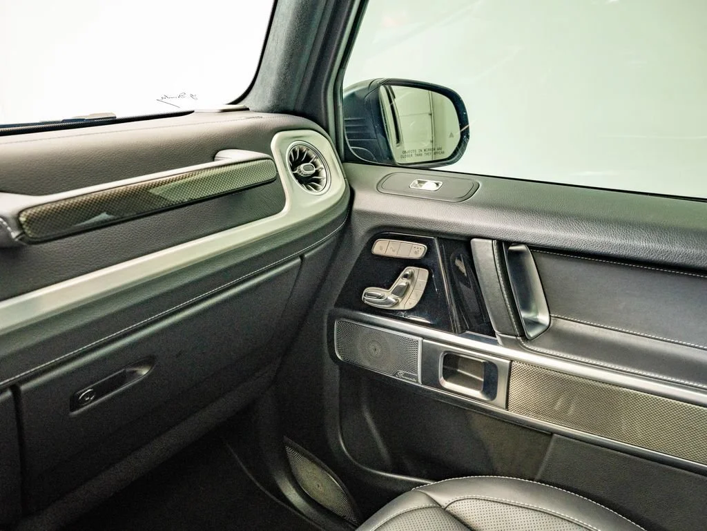 Certified Used 2025 Manufaktur Platinum Magno Mercedes-Benz G 550 image 38