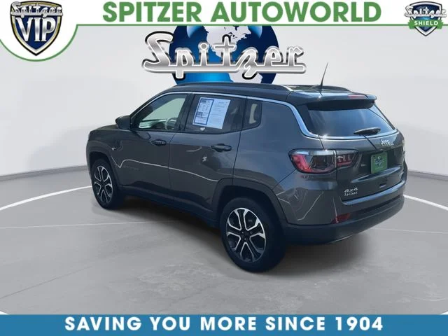 Used 2023 Gray Jeep Limited image 7