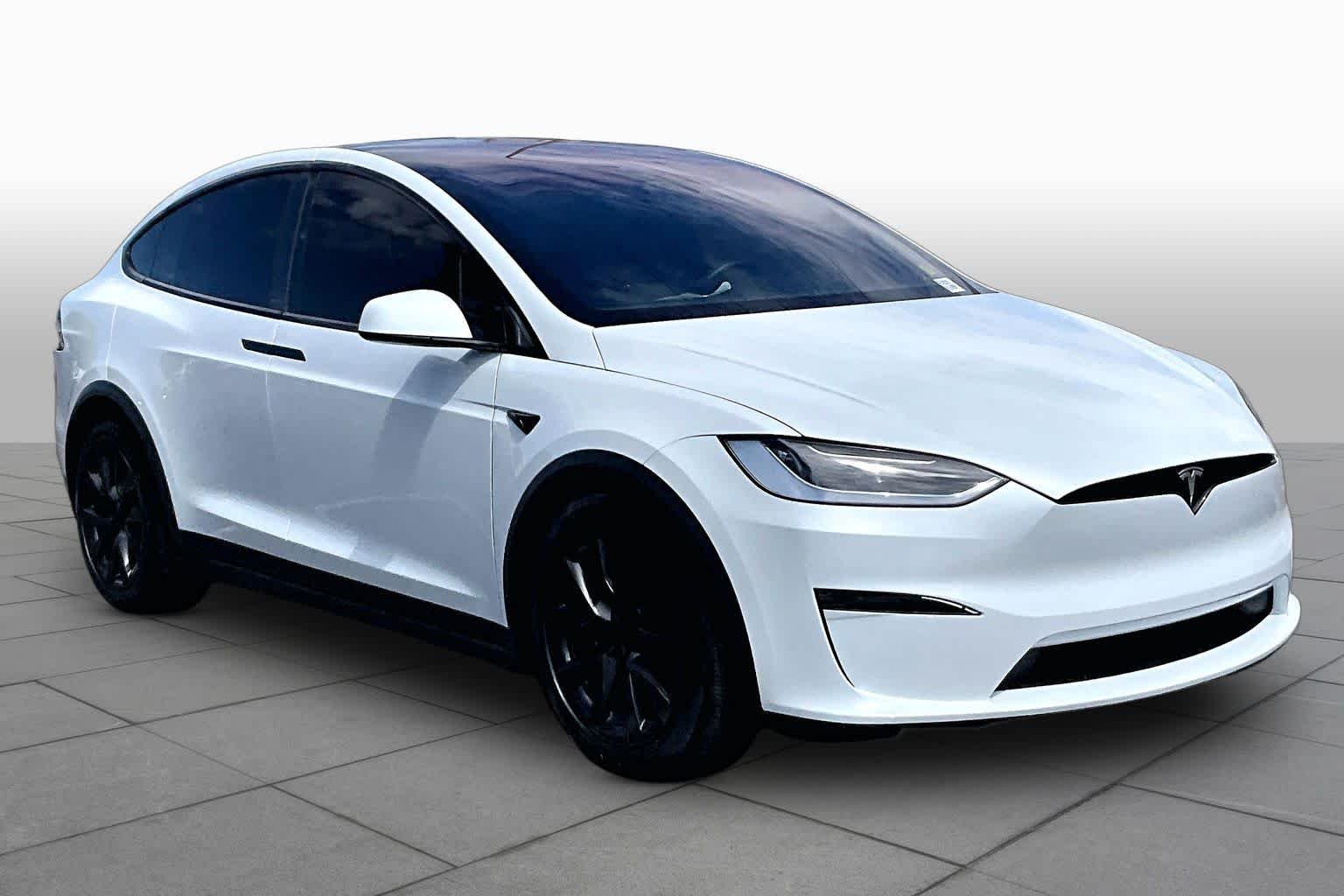 Used 2023 Tesla Model X Long Range with VIN 7SAXCDE5XPF428089 for sale in Houston, TX