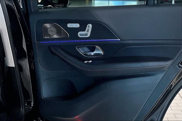 New 2026 Black Mercedes-Benz GLS 450 image 24