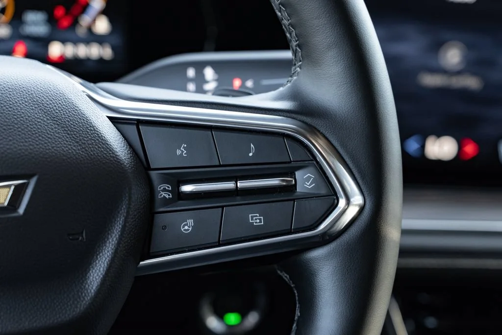 Used 2025 Black Chevrolet Premier image 19