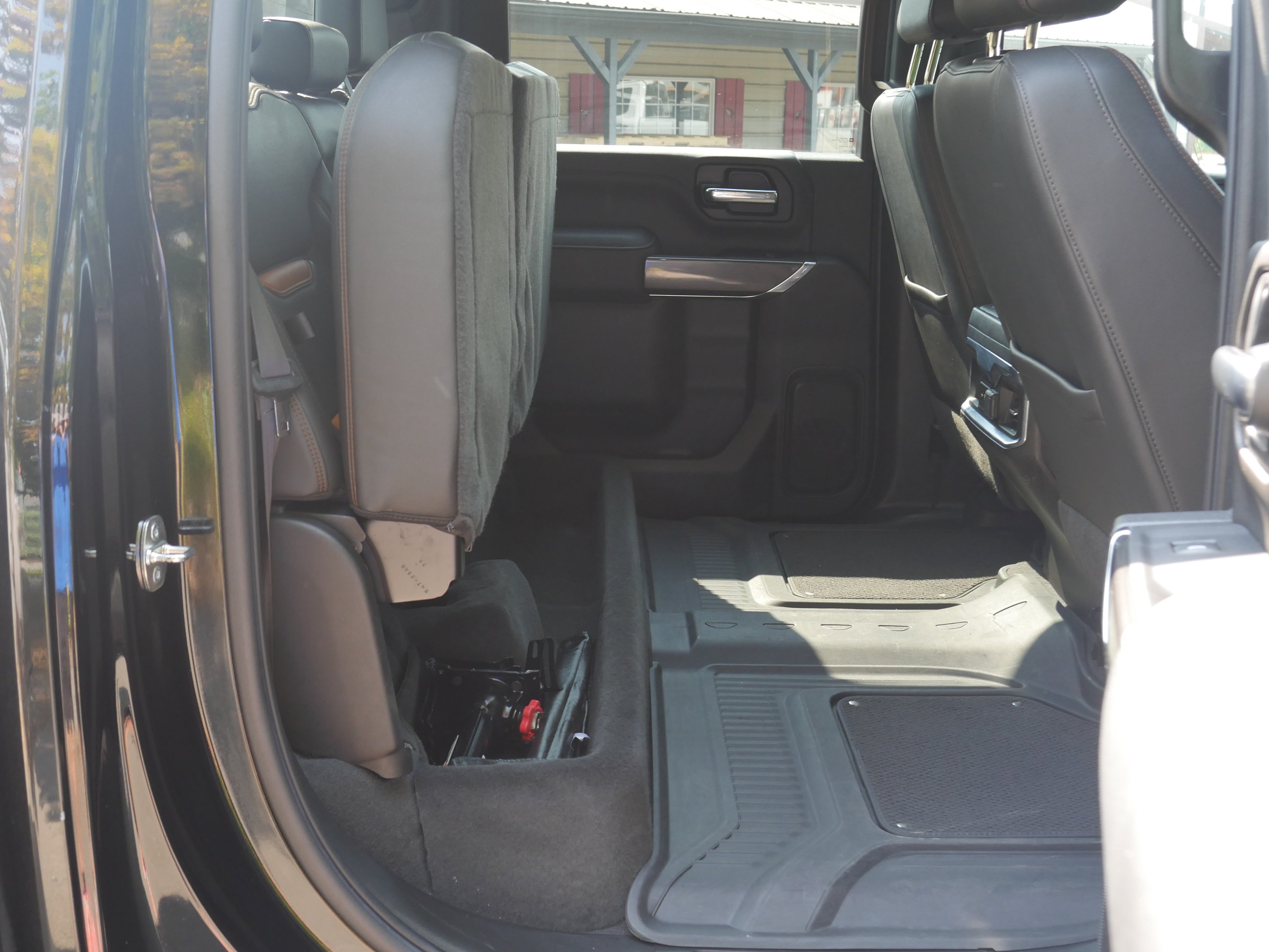 Used 2022 Onyx Black GMC AT4 image 28