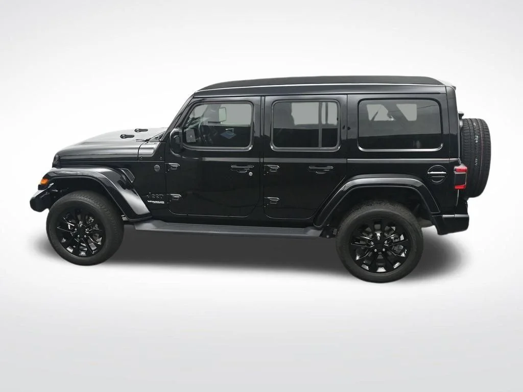Used 2021 Black Jeep Unlimited Sahara High Altitude image 29