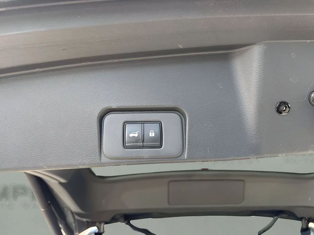 Used 2023 Gray Nissan SL image 29