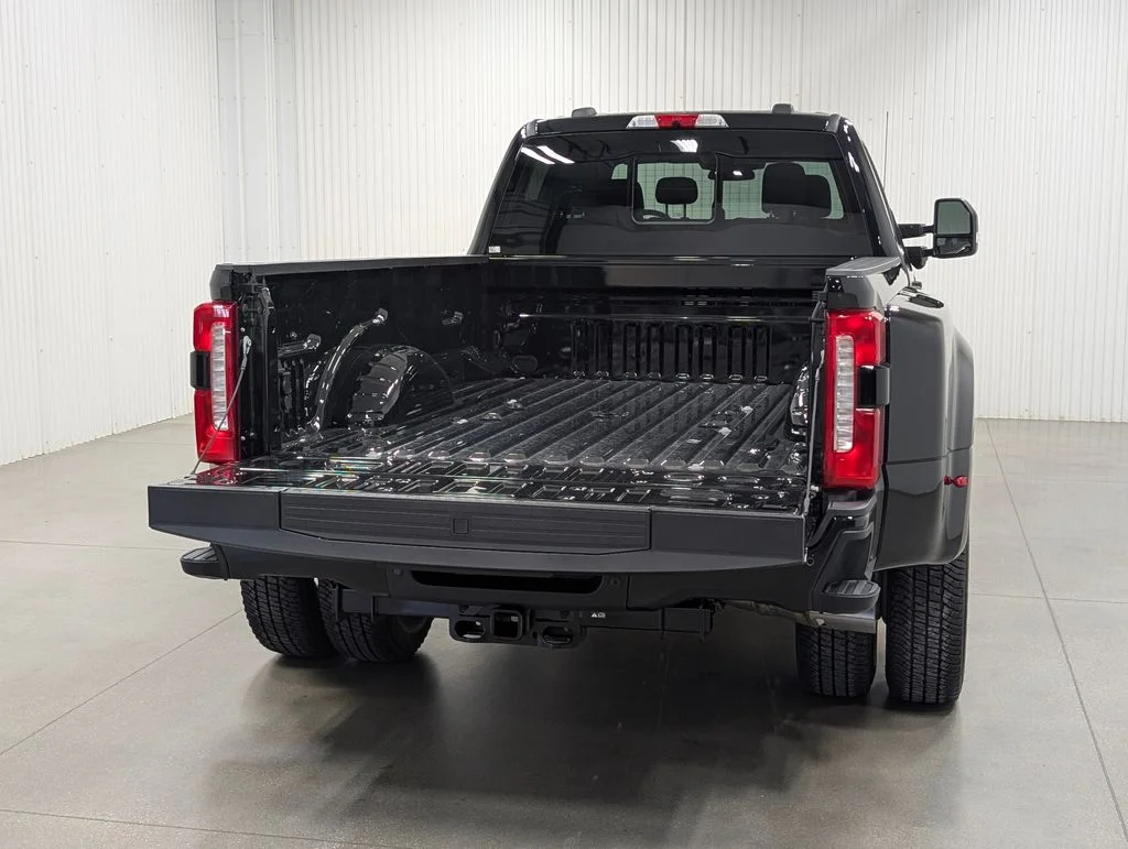 New 2026 Agate Black Metallic Ford F-350® XL image 24