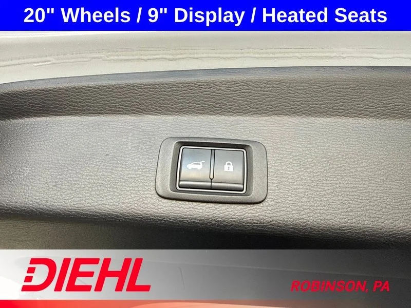 Used 2024 White Mitsubishi SE Ralliart image 12