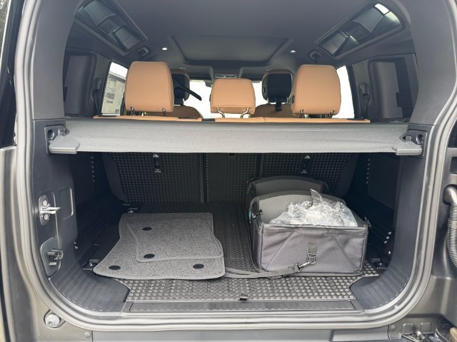 New 2026 Gondwana Stone Land Rover X-Dynamic SE image 18
