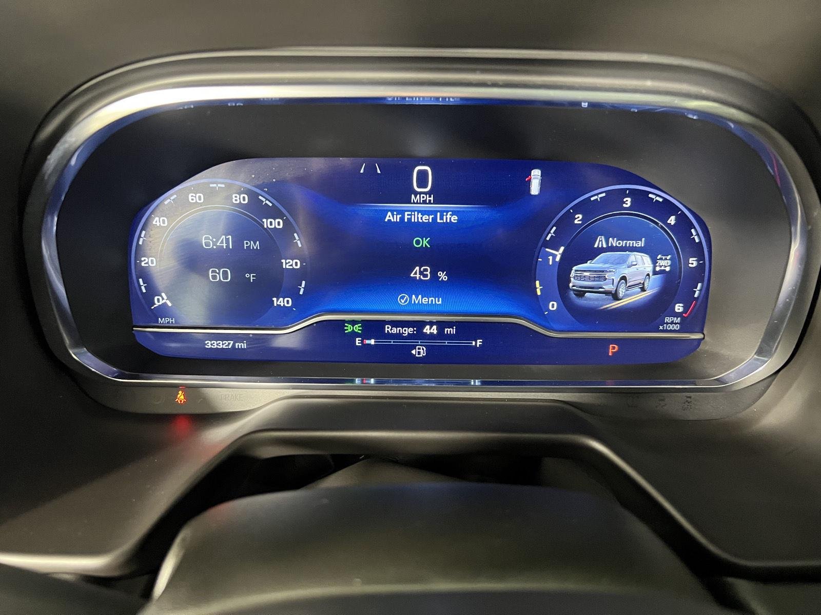 Used 2024 Summit White Chevrolet RST image 15