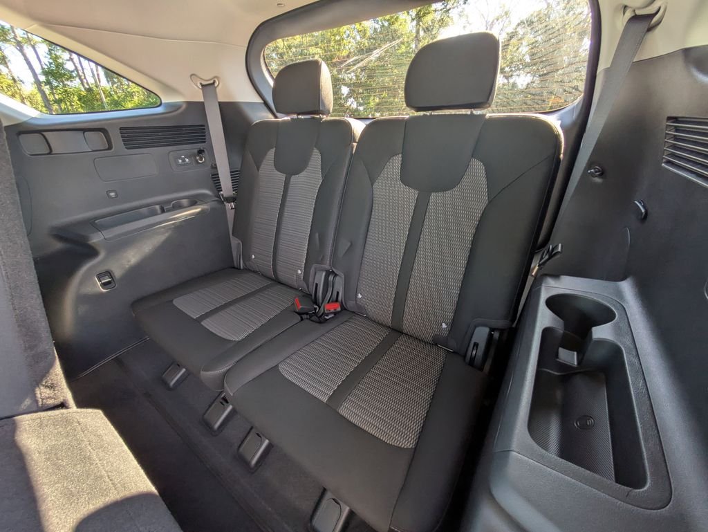 New 2026 Ivory Silver Kia LX image 14