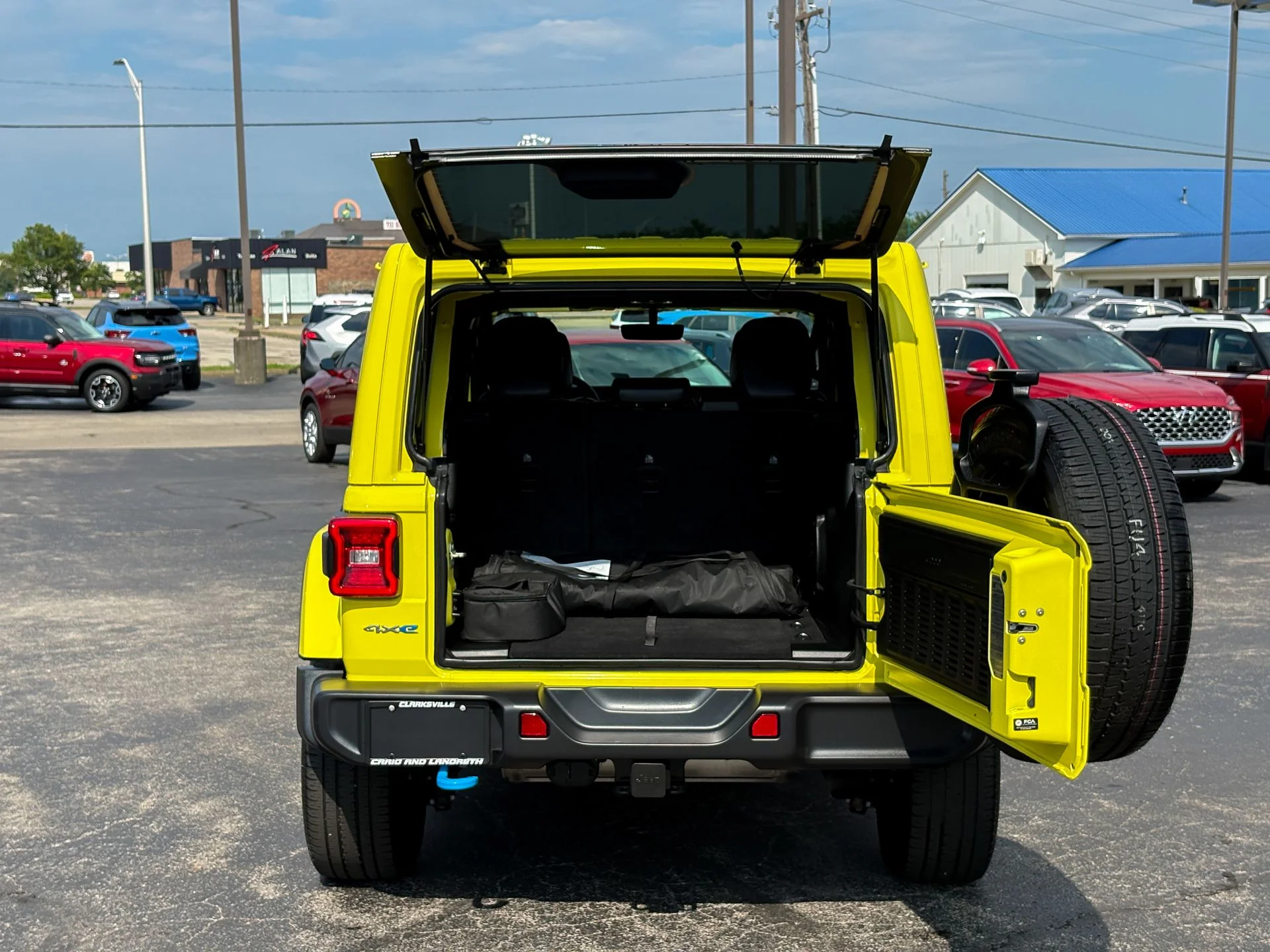 Used 2023 Yellow Jeep Sahara 4xe image 39