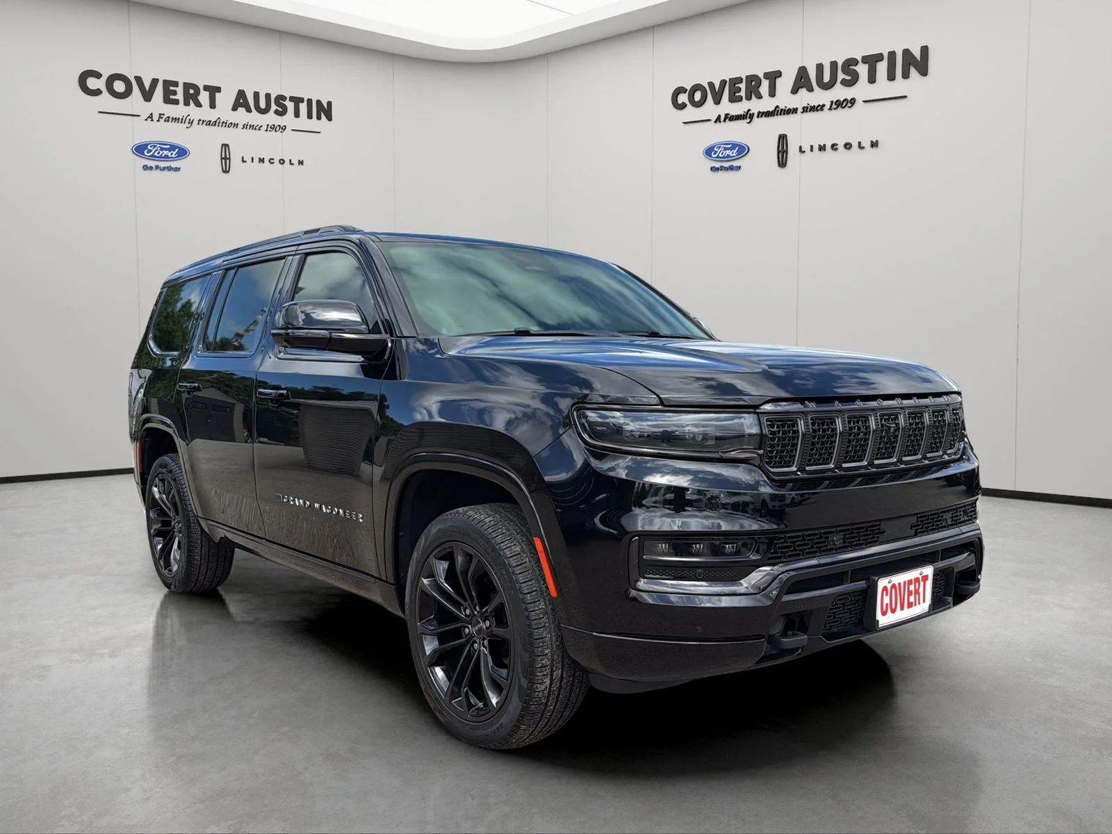 Used 2024 Black Jeep Series III image 7