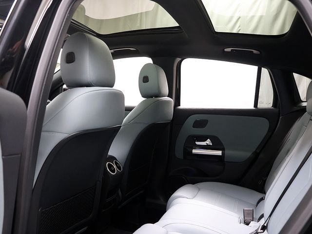 New 2026 Night Black Mercedes-Benz GLA 250 image 13