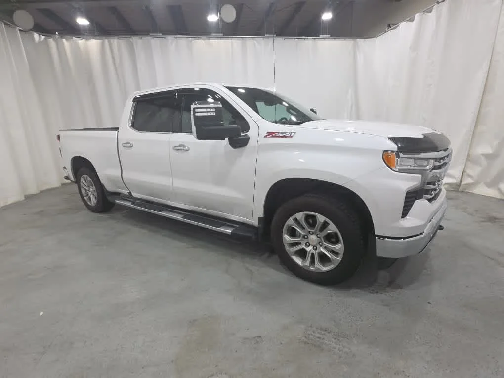 Used 2024 Iridescent Pearl Tricoat Chevrolet LTZ image 8