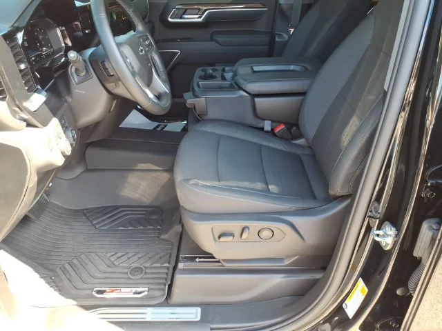 Used 2025 Black Chevrolet RST image 16