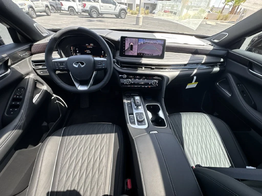 New 2027 2T DEEP EMRD INFINITI Autograph AWD image 21