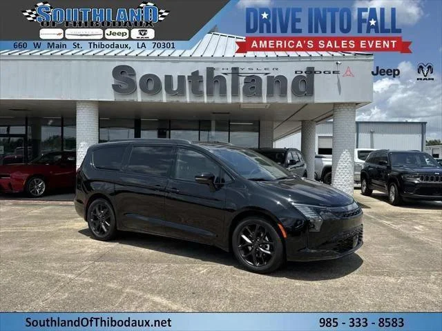 2027 Chrysler Pacifica