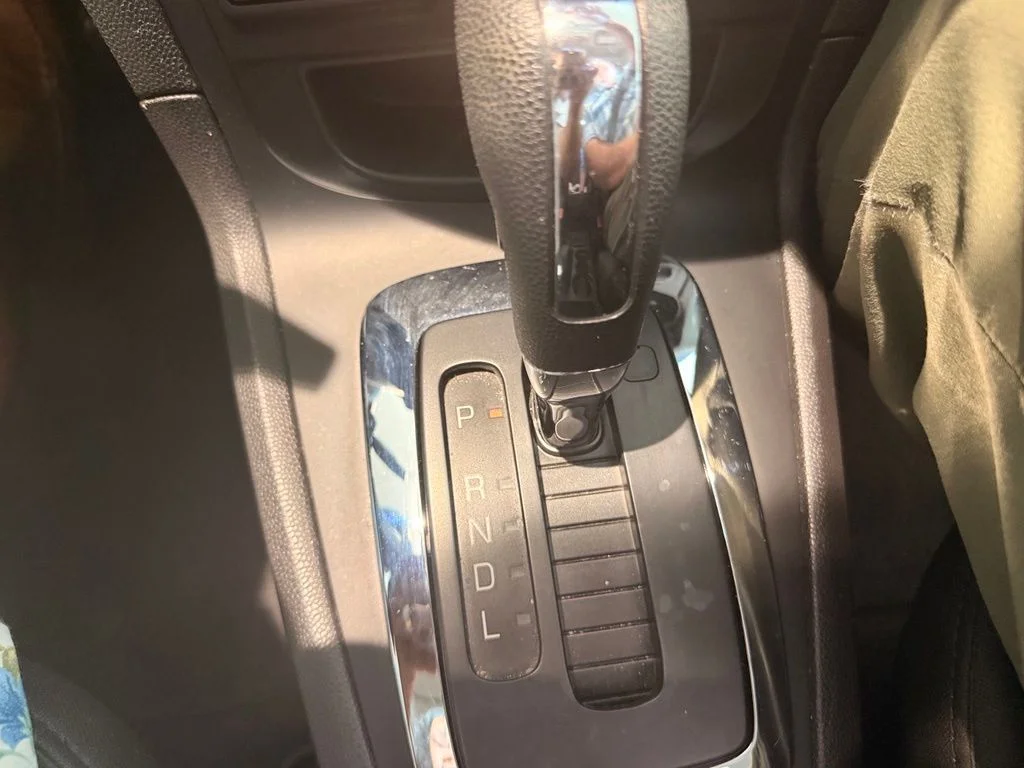Used 2011 Green Ford SE image 13