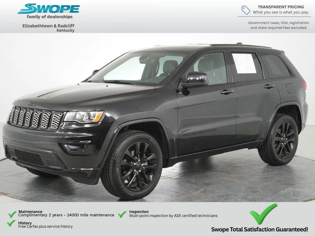 Used 2019 Diamond Black Crystal Pearlcoat Jeep Altitude image 7