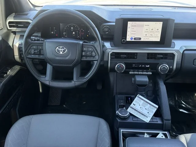 2025 Toyota Tacoma SR5 - Photo 10
