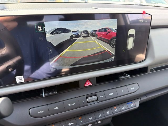 New 2027 Snow White Pearl Kia LX image 14
