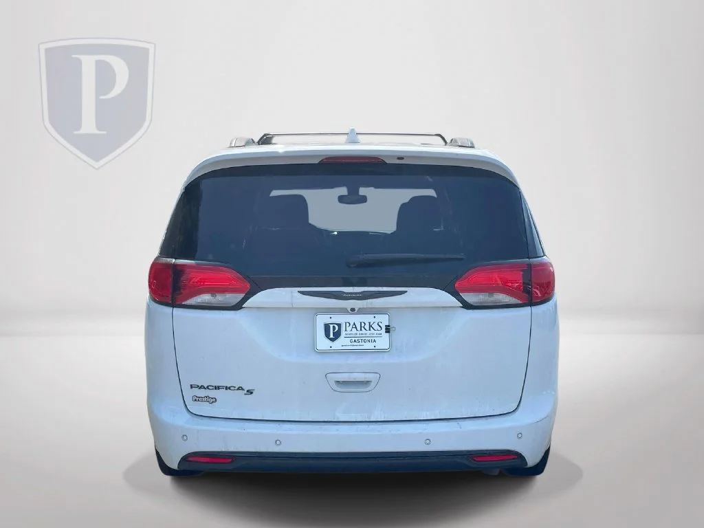 Used 2020 White Chrysler Touring L Plus image 6