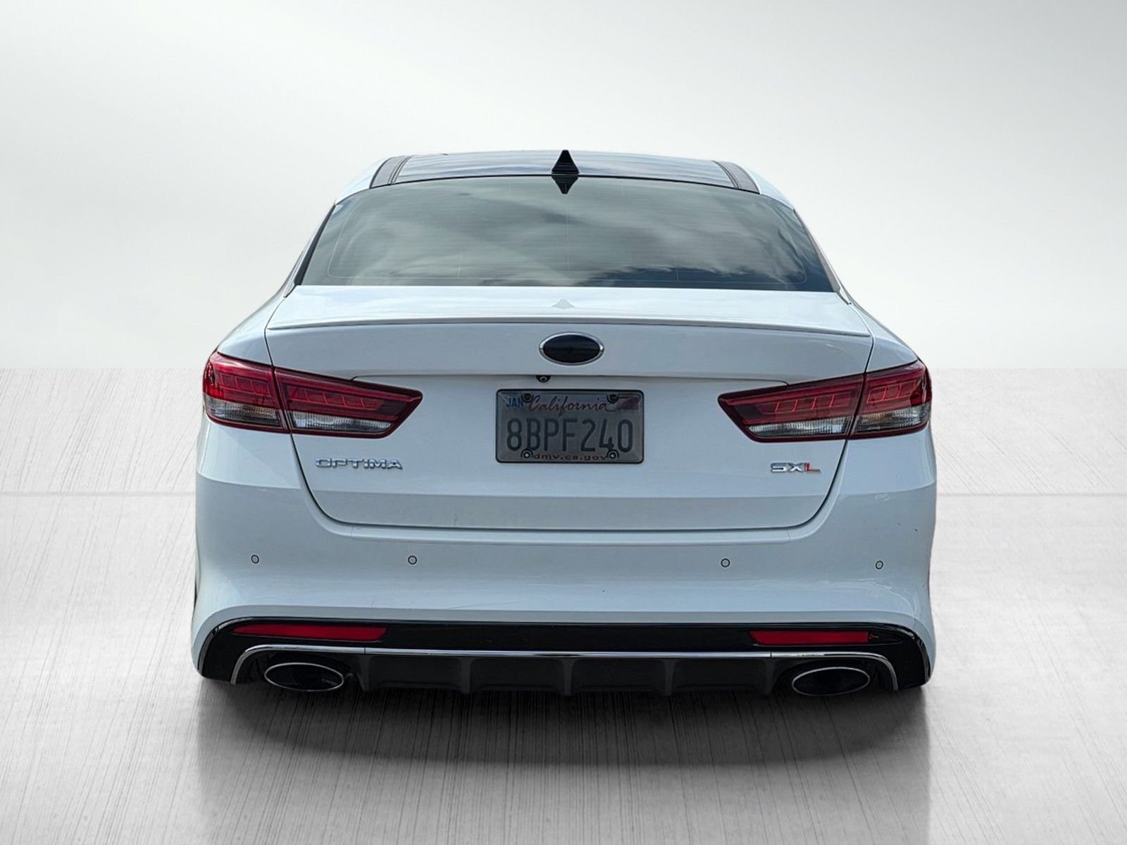 Used 2018 Snow White Pearl Kia SX image 6