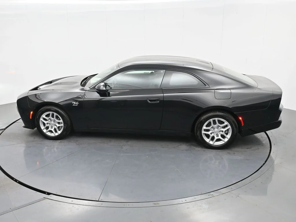 New 2025 Diamond Black Crystal Pearlcoat Dodge R/T image 29