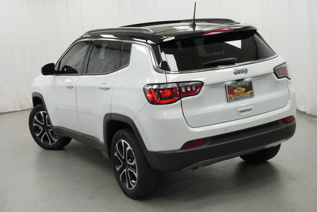 Used 2024 White Jeep Limited image 27