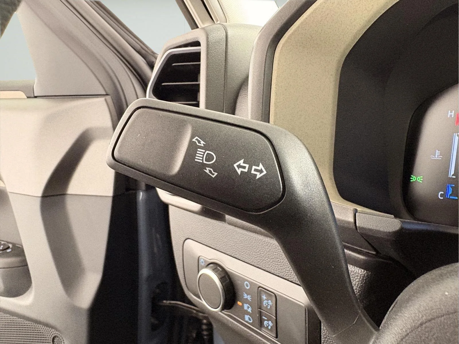 Used 2026 Azure Gray Metallic Tri-Coat Ford Big Bend image 33