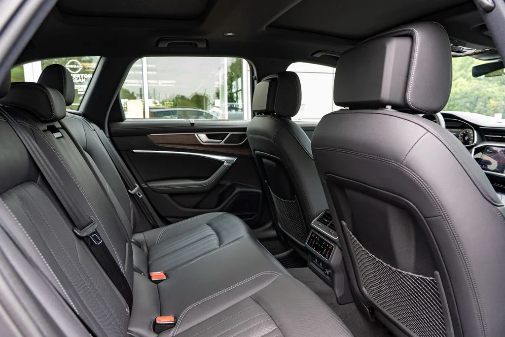 Used 2024  Audi Premium Plus image 28