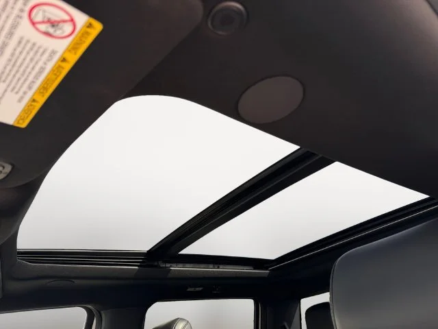 Used 2025 White Ford Platinum image 13