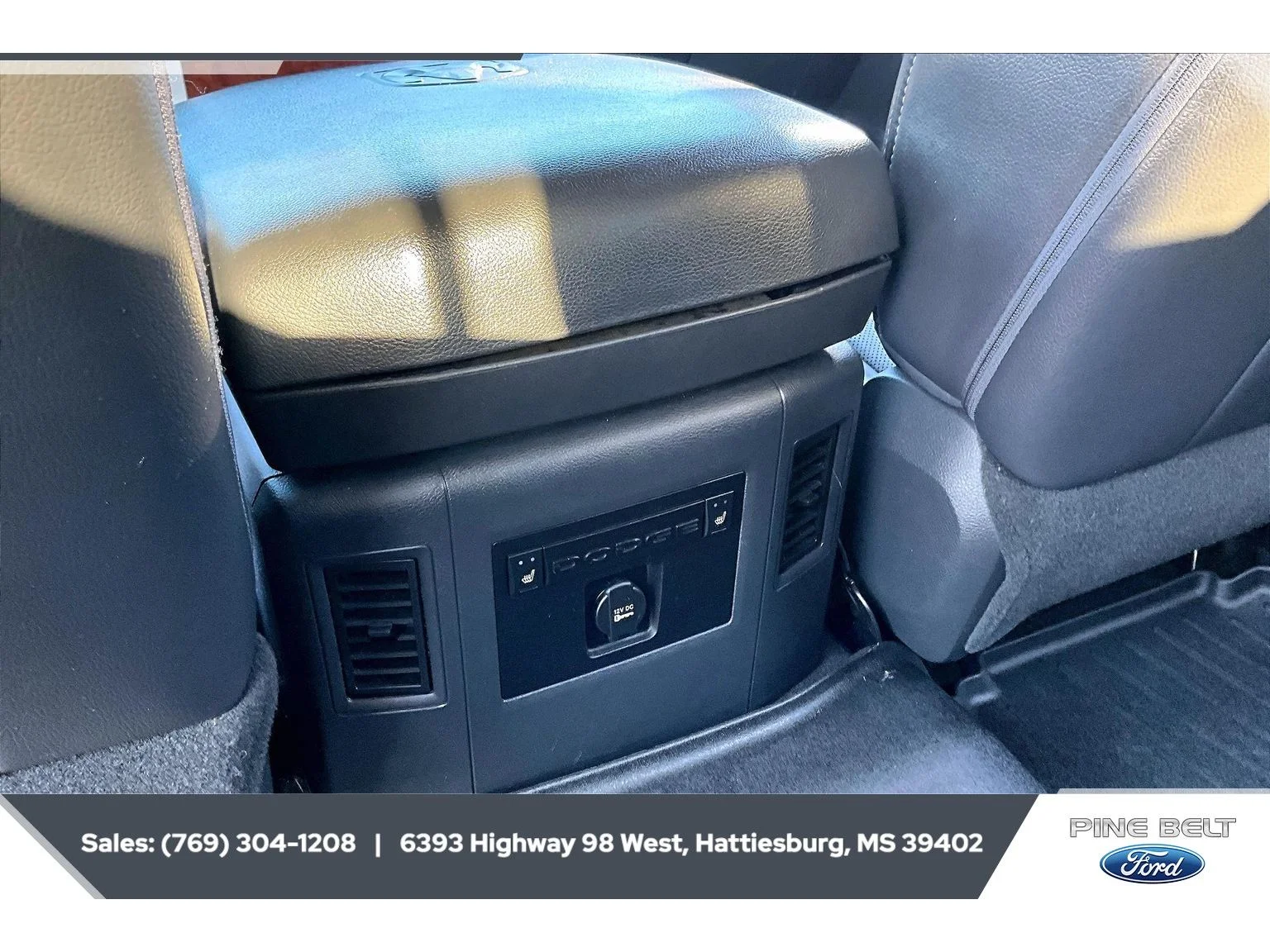 Used 2012  Ram Laramie image 25