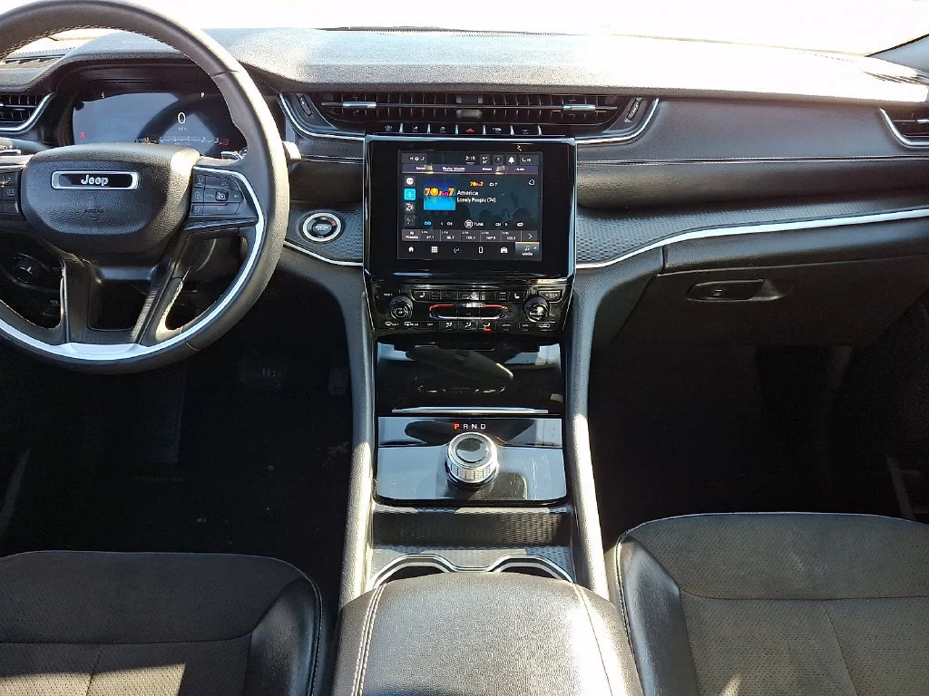 Used 2024 Bright White Clearcoat Jeep Altitude image 16