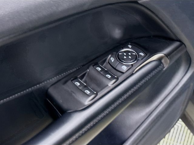 Used 2019 Black Lincoln Reserve image 18