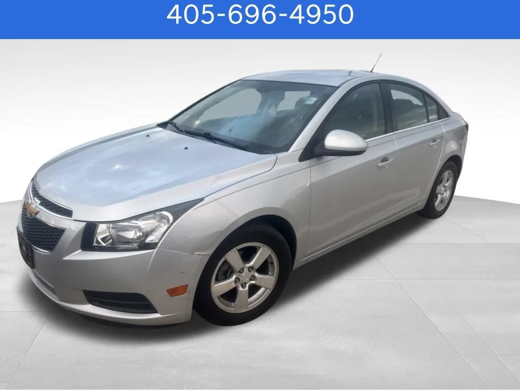 Pre-Owned 2012 Chevrolet Cruze LT w/1LT