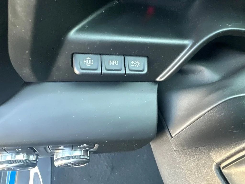 Used 2022 Blue GMC AT4 image 13