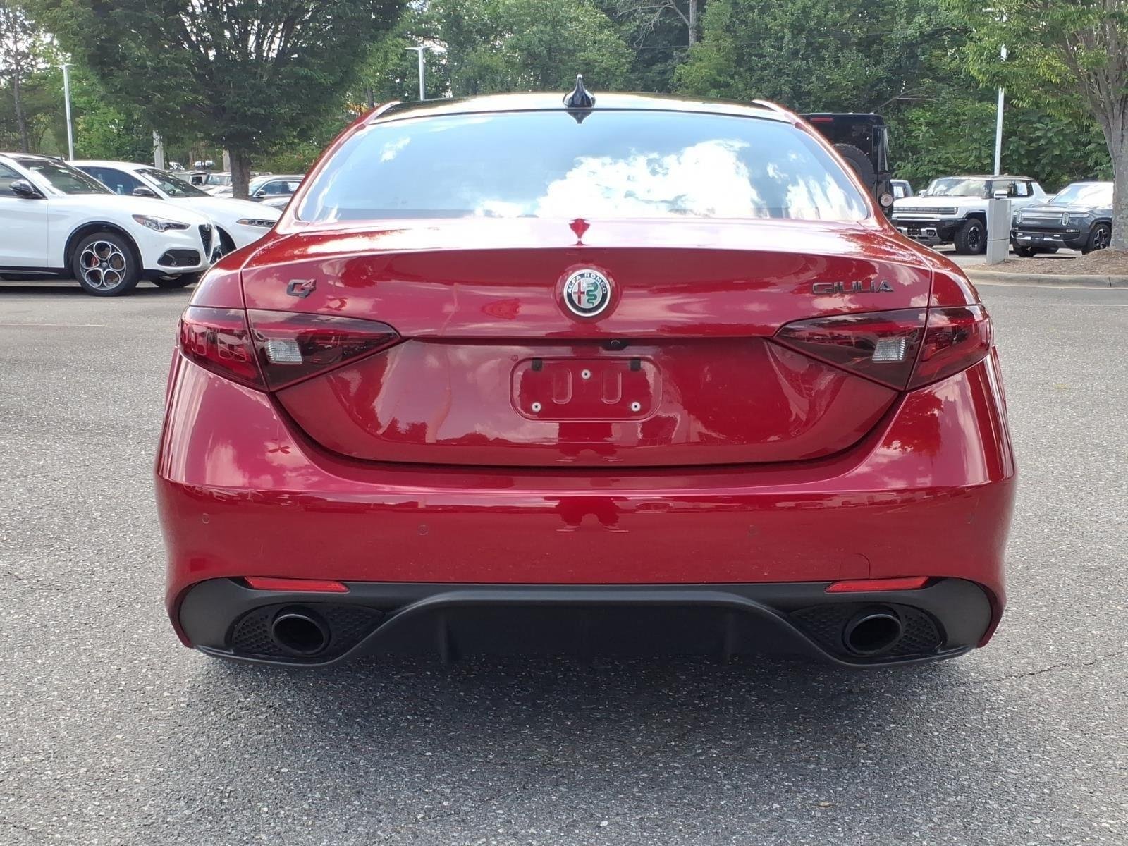Used 2019 ROSSO COMPETIZIONE TRI-COAT Alfa Romeo TI image 17