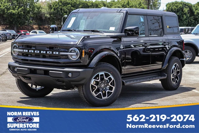2026 Ford Bronco Outer Banks®