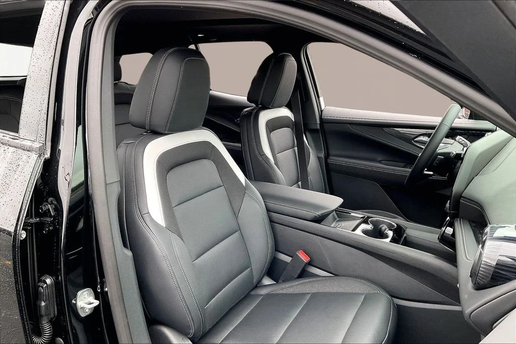 2026 Chevrolet Blazer EV LT - Photo 13