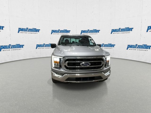 Certified Used 2022 Silver Ford XLT image 3