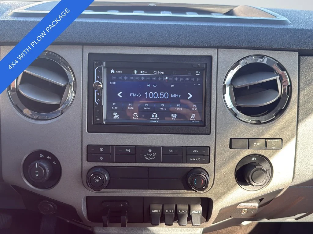 Used 2014 Black Ford XLT image 14