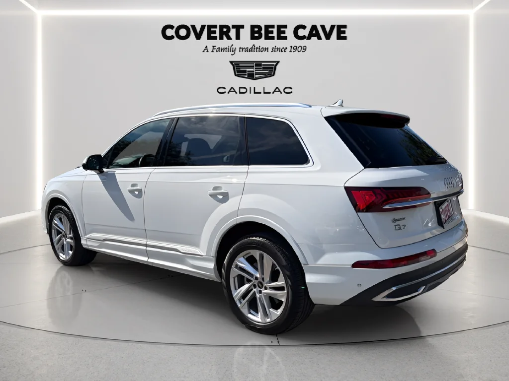 Used 2023  Audi 55 Premium image 7