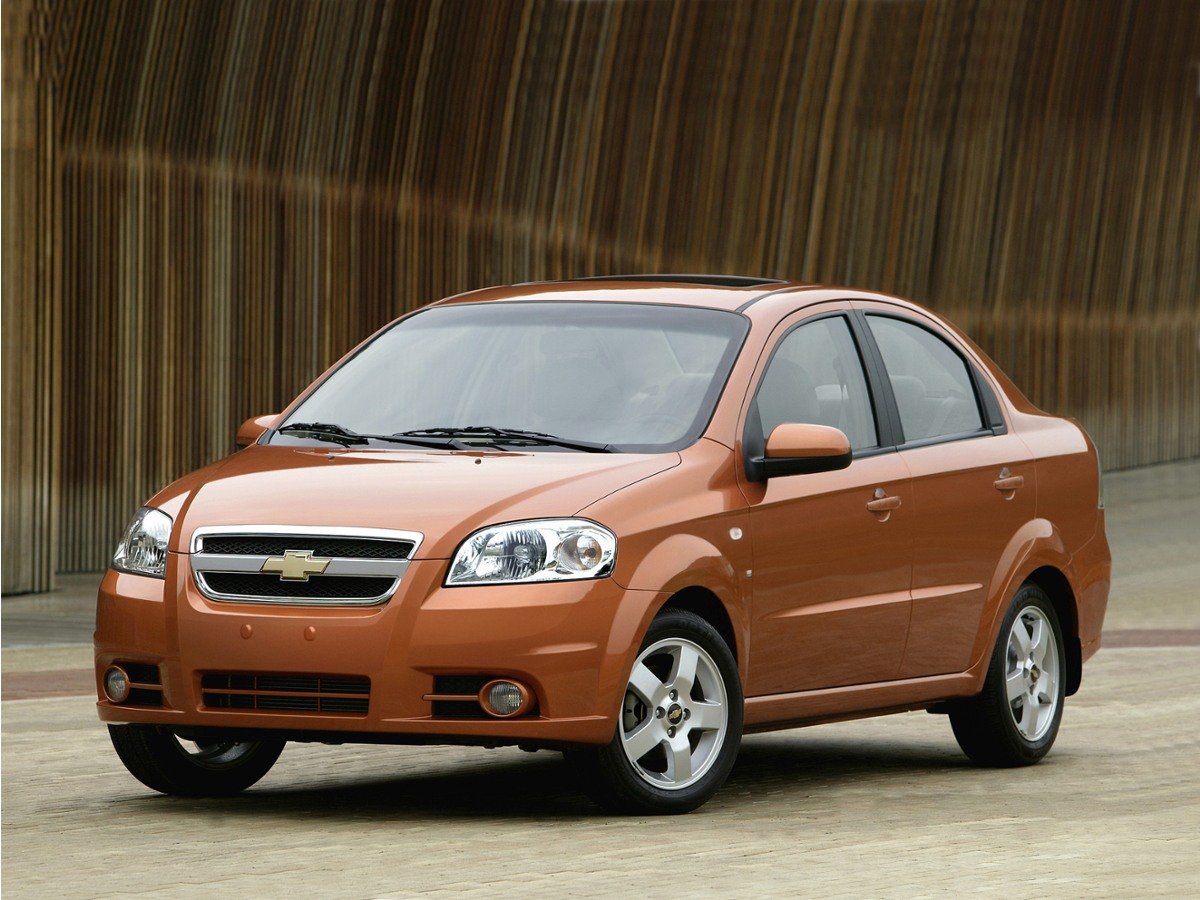 Used 2010 Red Chevrolet 1LT image 1
