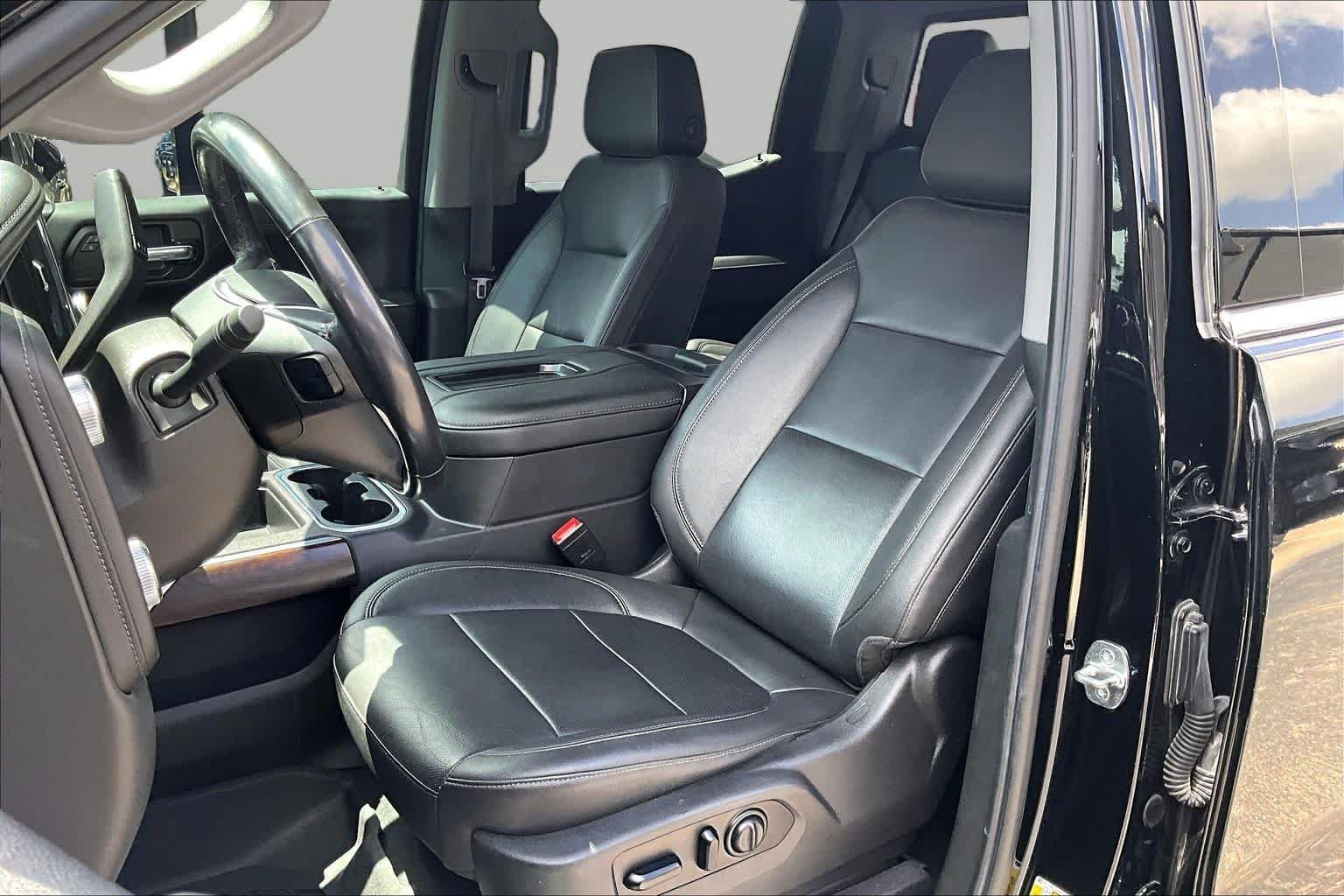 Used 2021 Onyx Black GMC SLT image 8