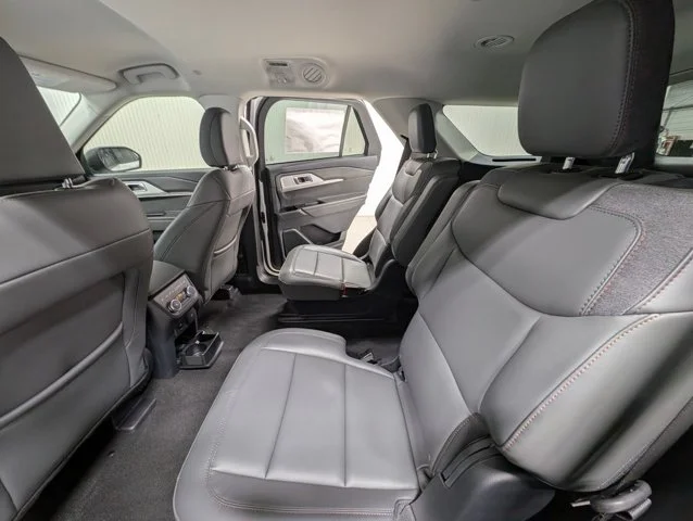 New 2026 Star White Metallic Tri-Coat Ford Active image 44