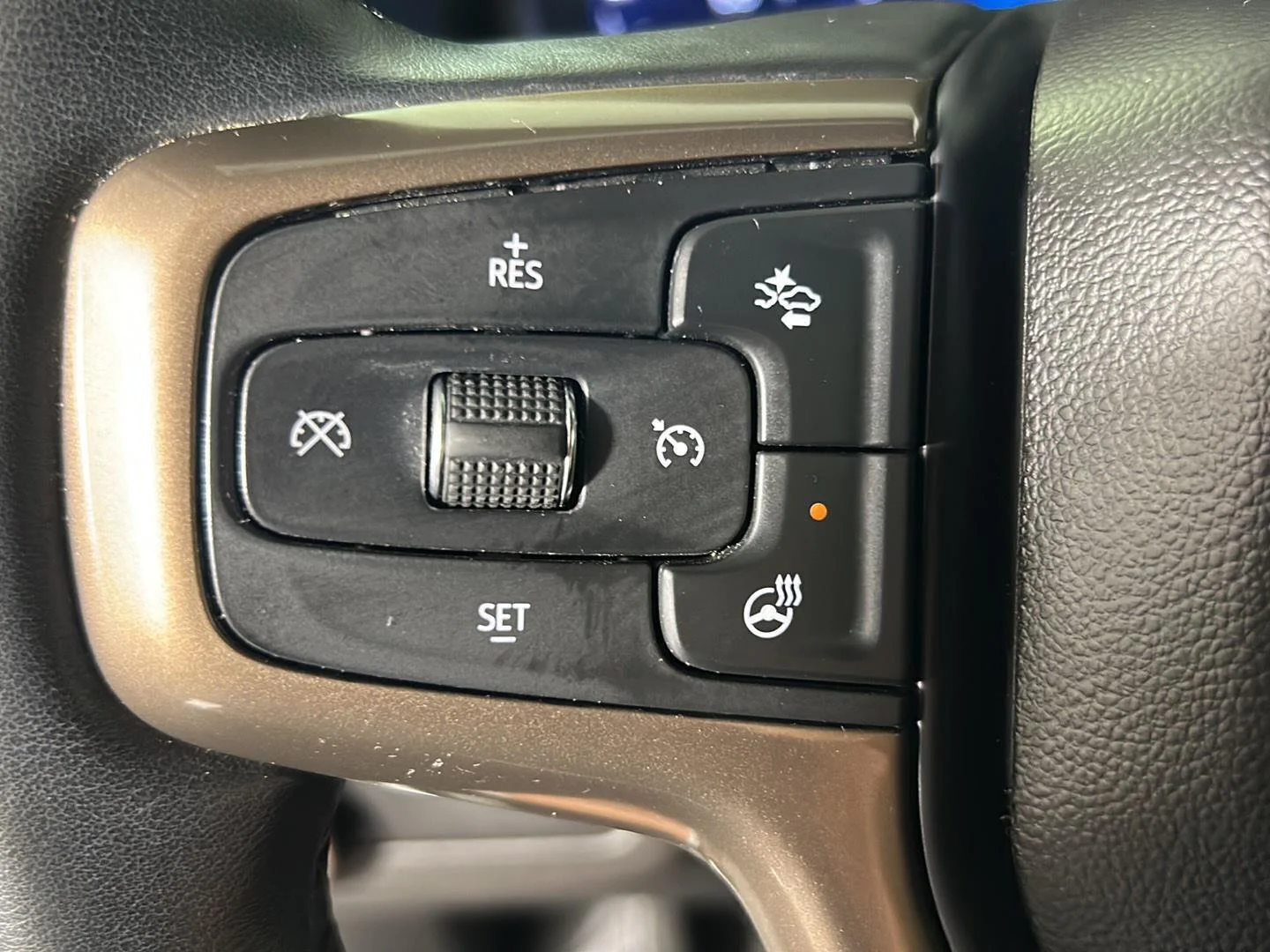 Used 2023 Summit White Chevrolet High Country image 30