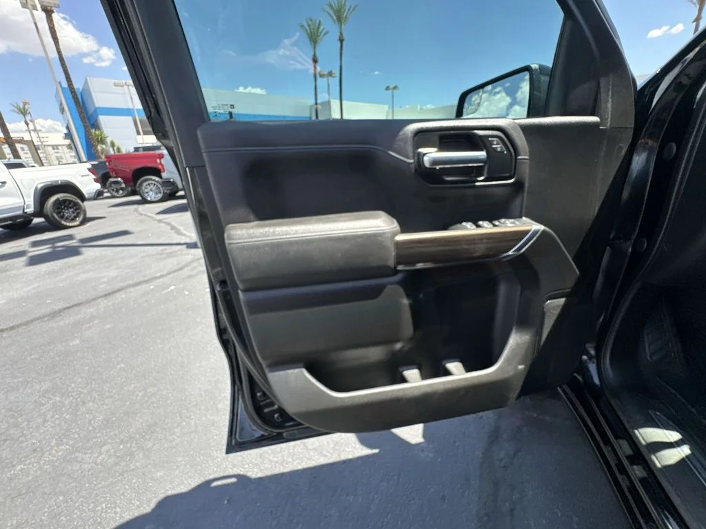 Used 2021 Black Chevrolet LT Trail Boss image 22