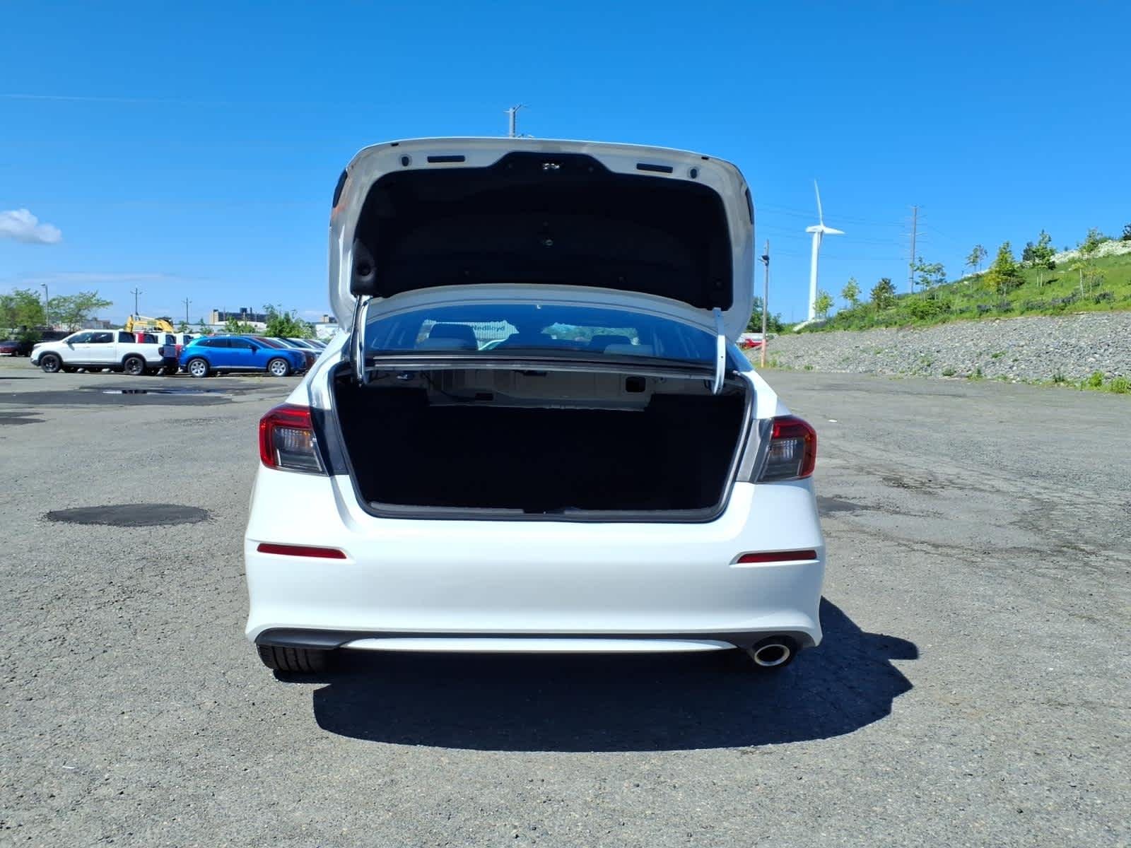 Certified Used 2023 Platinum White Pearl Honda Sport image 16