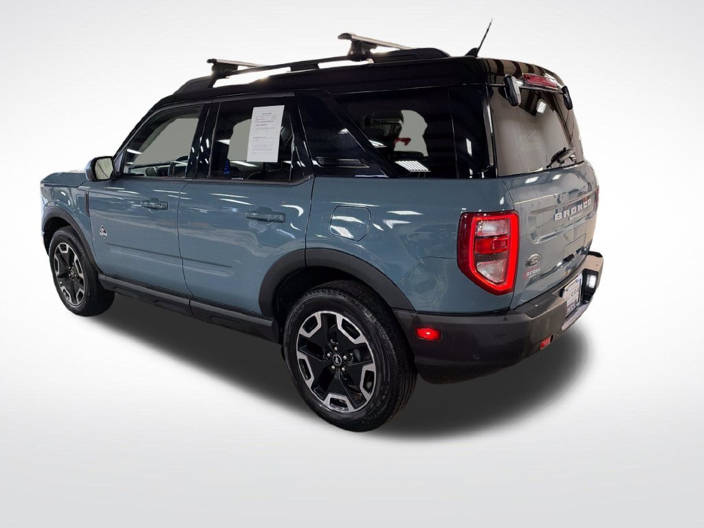 Used 2021 Blue Ford Outer Banks image 3